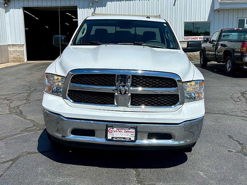 Used 2019 RAM Ram 1500 Classic SLT with VIN 3C6JR7ETXKG522811 for sale in Medford, WI