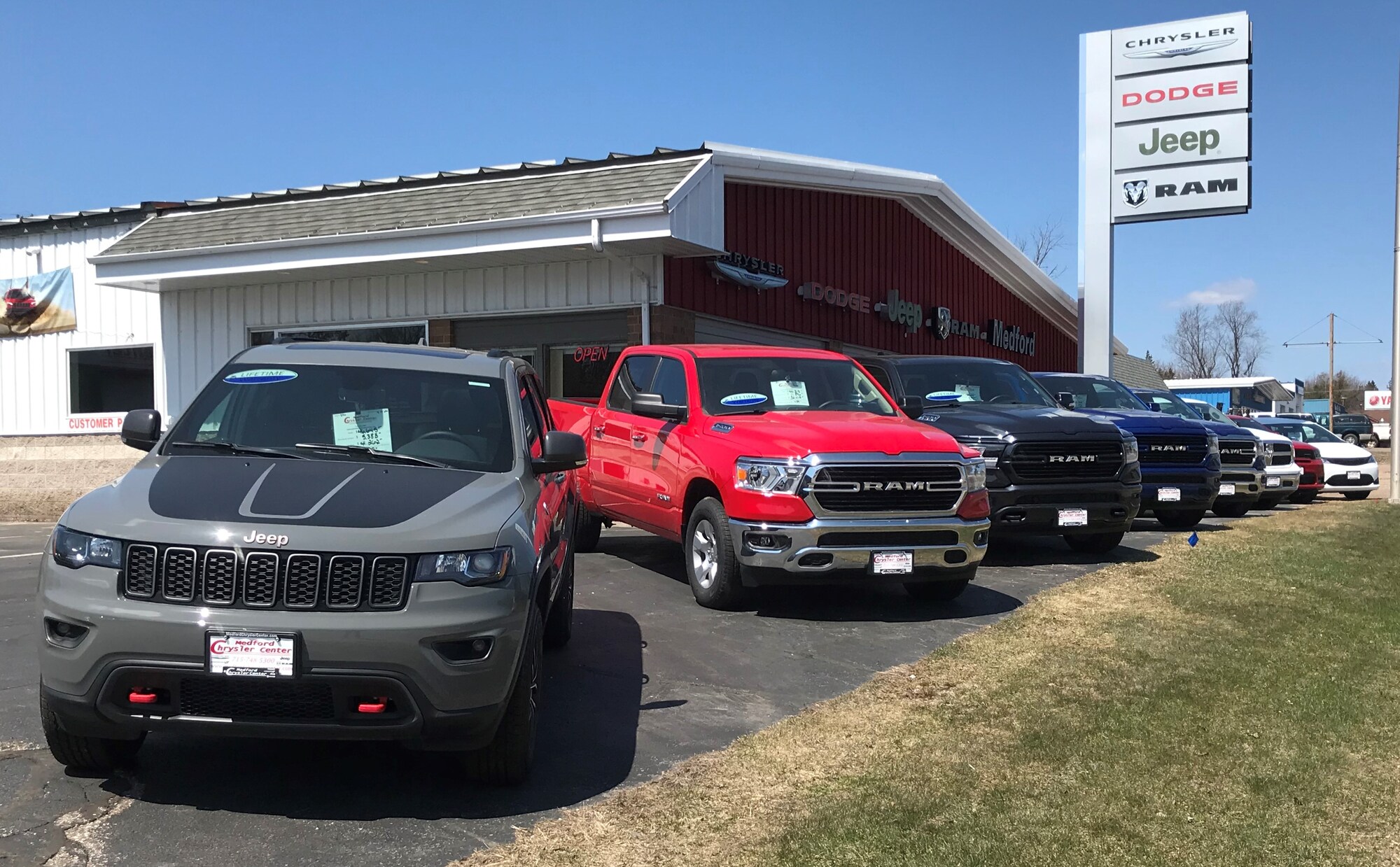 Medford Chrysler Center New Chrysler, Dodge, Jeep, Ram Dealership in