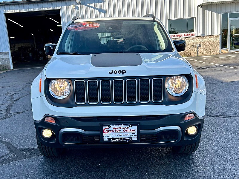 2023 Jeep Renegade Latitude photo 2