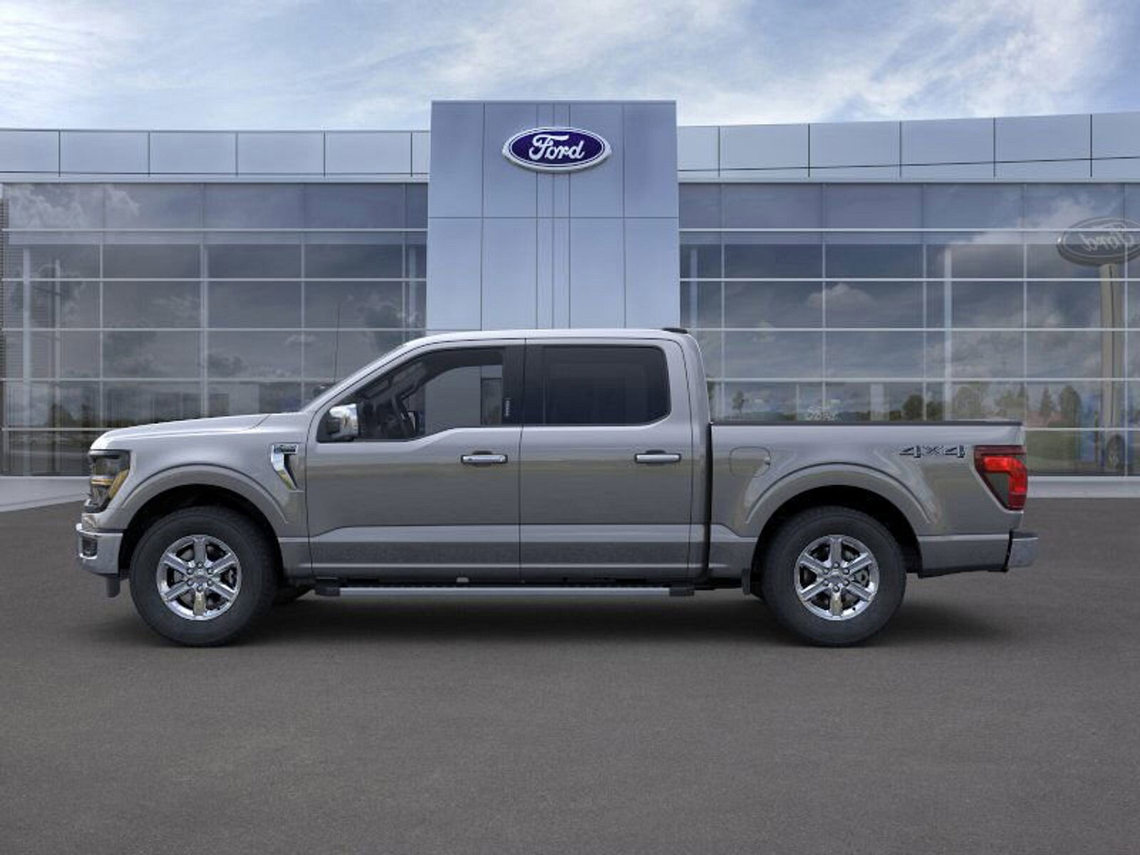 2024 Ford F-150 XLT photo 3