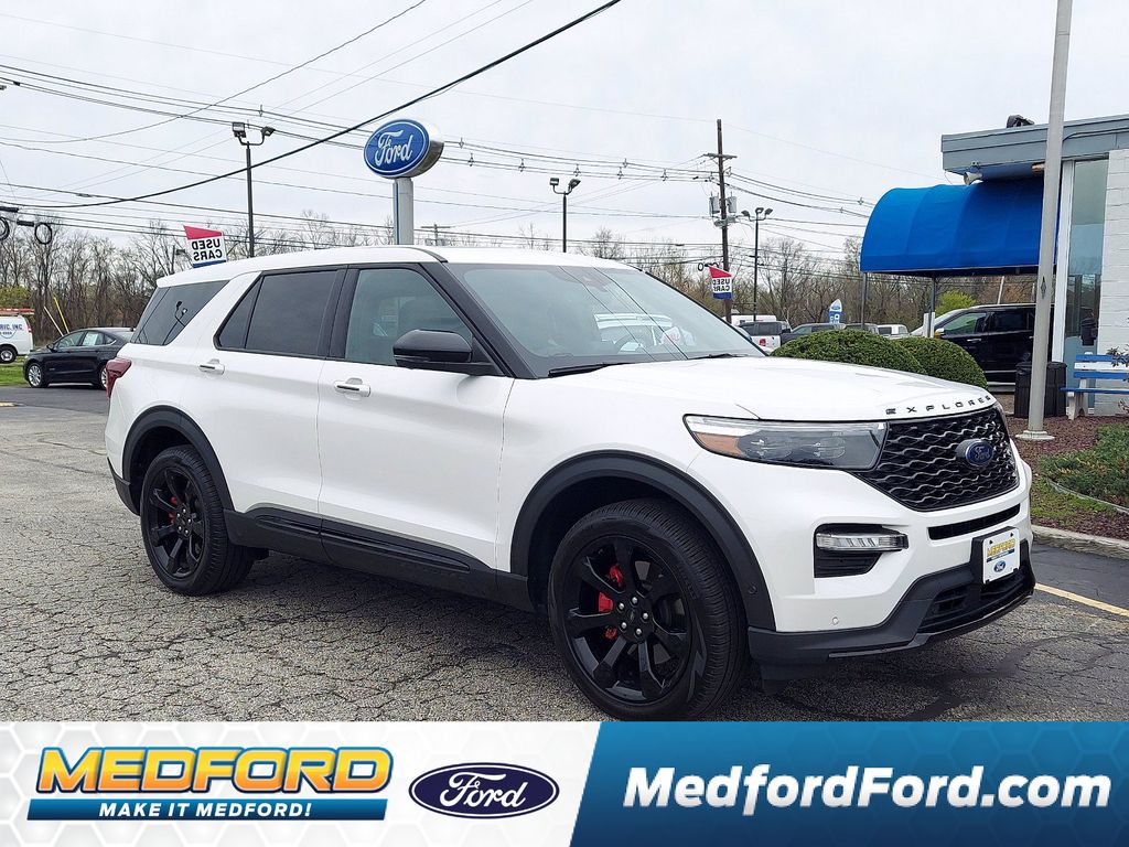 2022 Ford Explorer SUV 