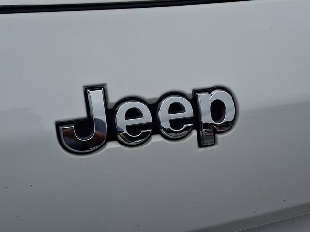2021 Jeep Grand Cherokee L Laredo - Photo 31