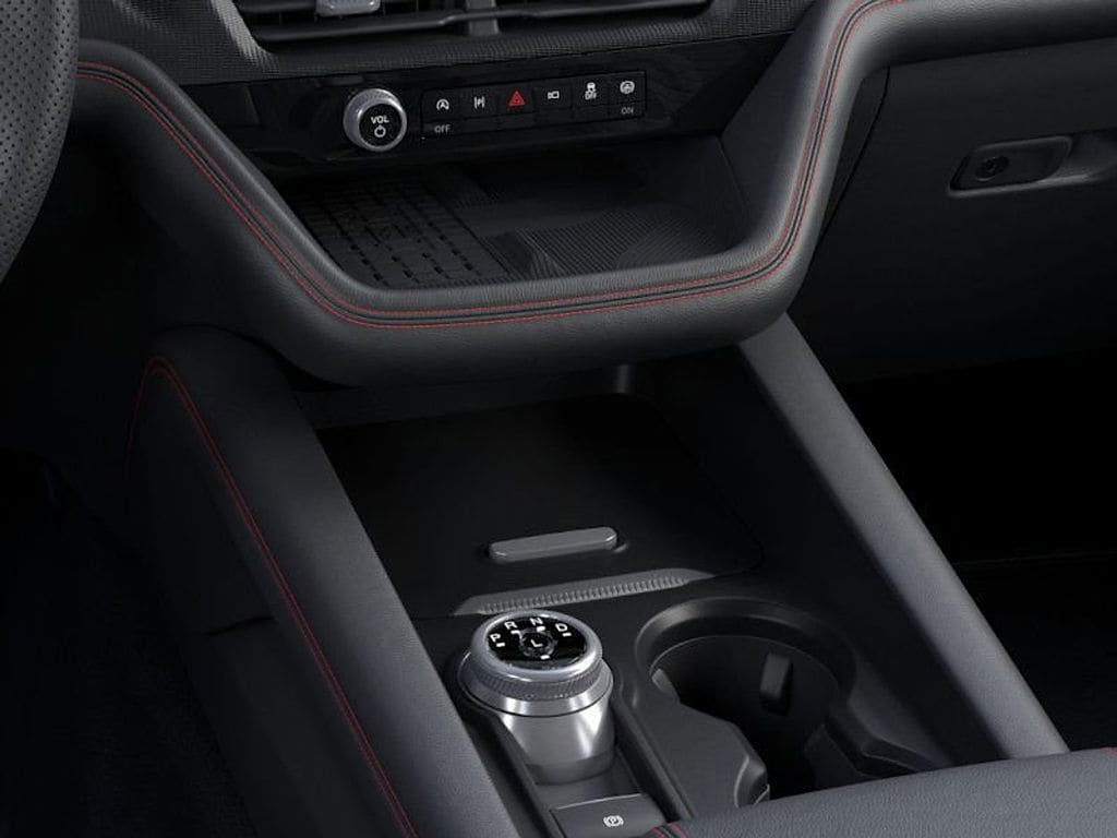 2025 Ford Explorer ST - Photo 15
