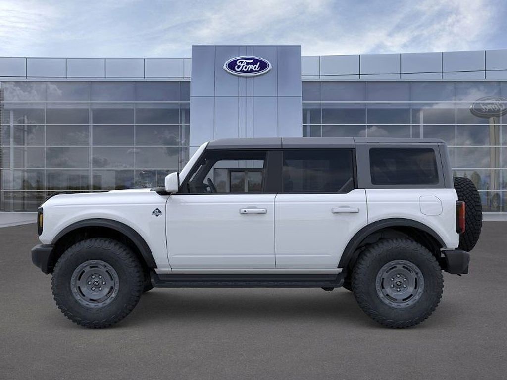 New 2025 Ford Bronco Outer Banks SUV