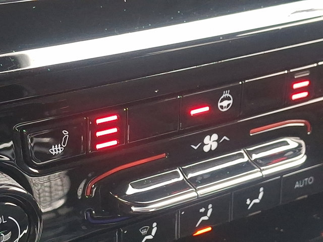 2021 Jeep Grand Cherokee L Laredo - Photo 21