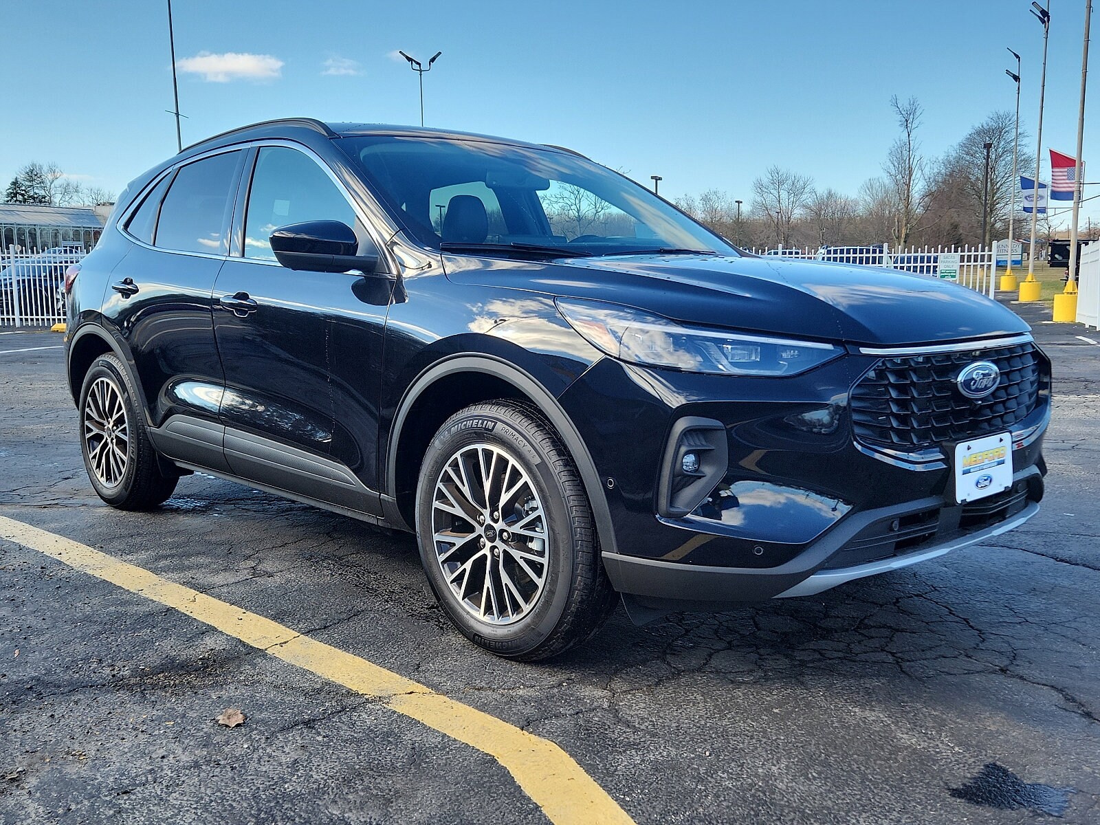 2023 Ford Escape photo 3