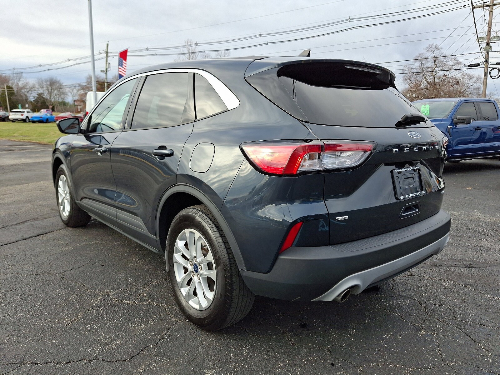 2022 Ford Escape SE photo 4