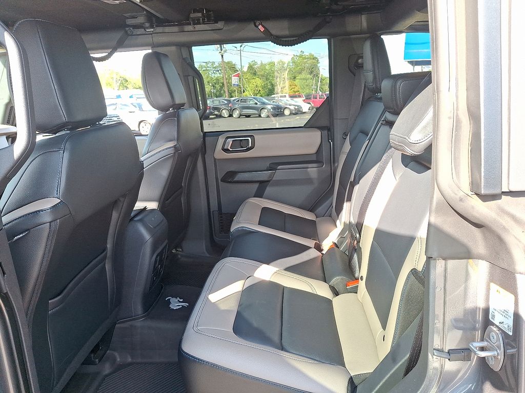 2024 Ford Bronco 4-Door Wildtrak - Photo 11