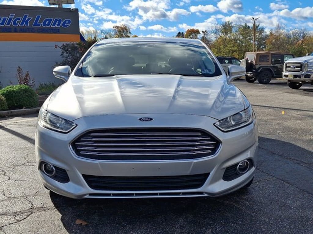 Used 2014 Ford Fusion SE Sedan