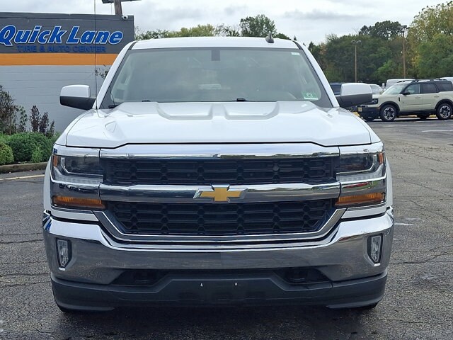 2018 Chevrolet Silverado 1500 photo 2