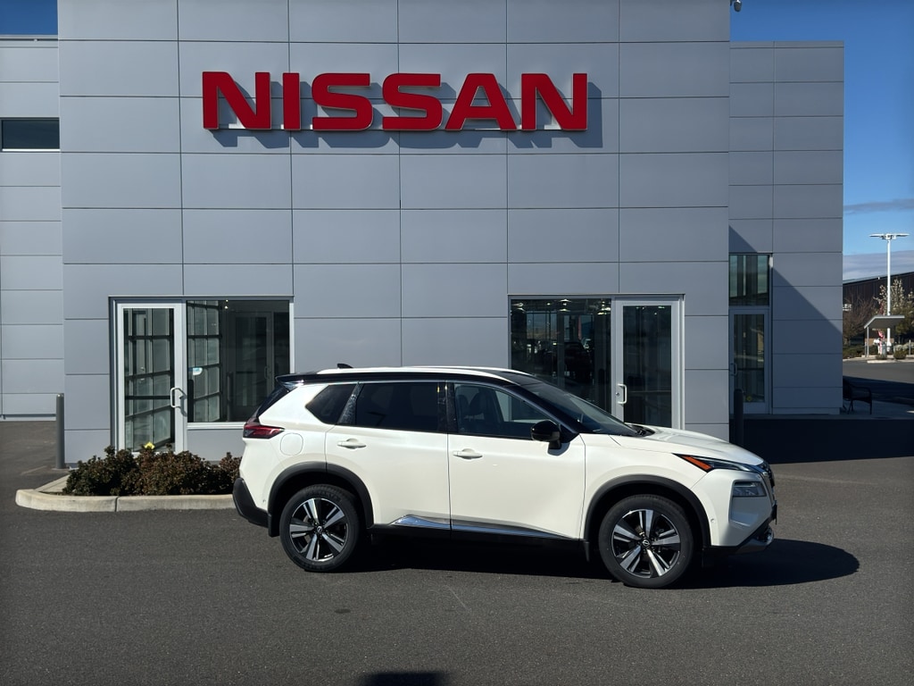 2022 Nissan Rogue SL