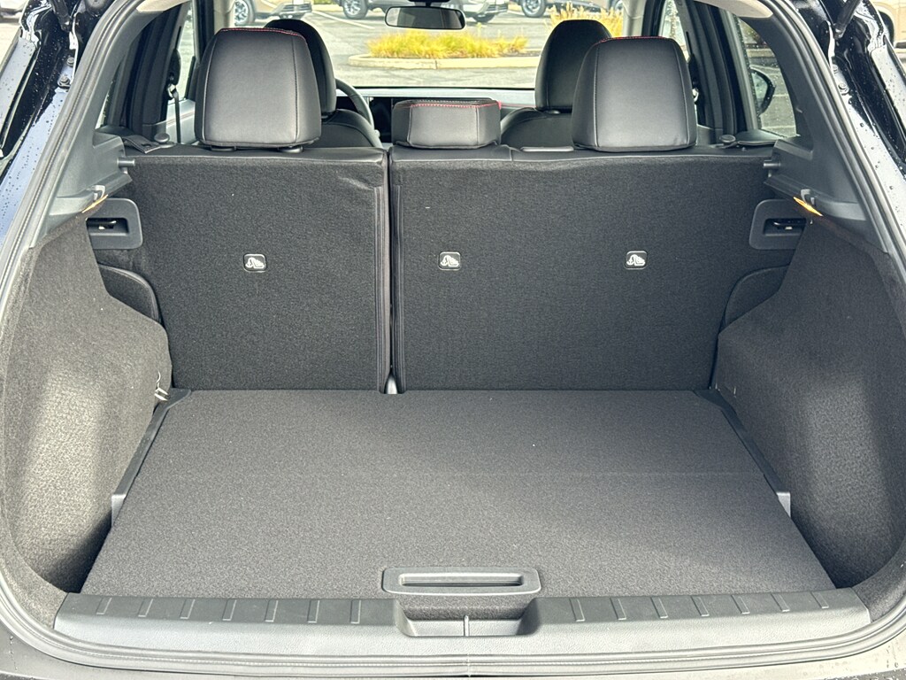 2026 Nissan KICKS SR - Photo 10