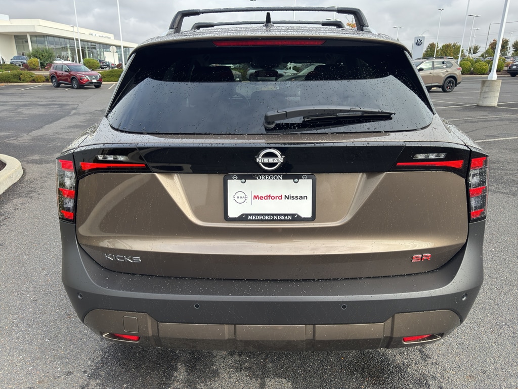 2026 Nissan KICKS SR - Photo 8