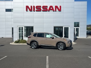 Used 2025 Nissan Rogue SV Medford, OR