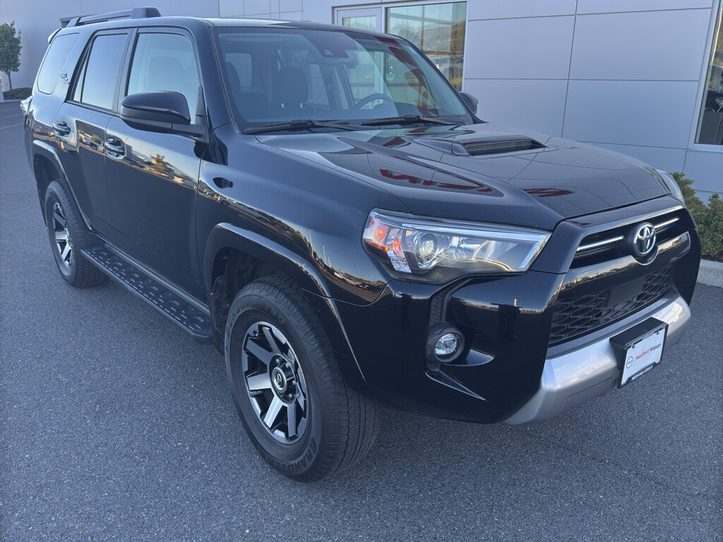 2024 Toyota 4Runner TRD photo 2
