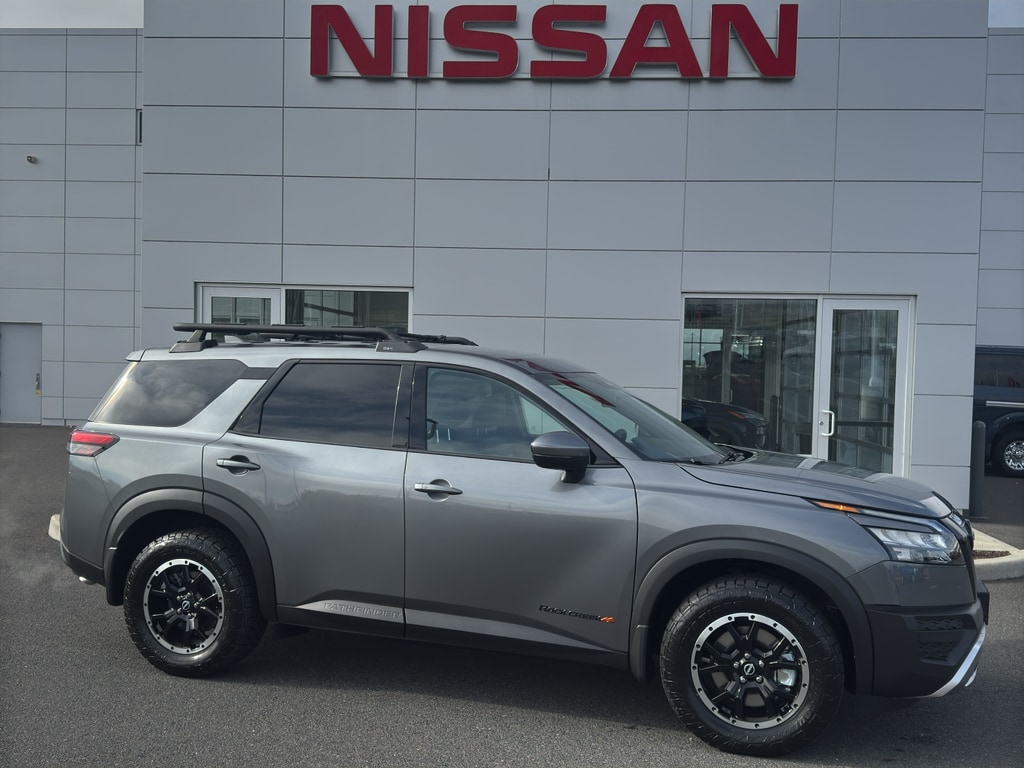 2025 Nissan Pathfinder SUV 