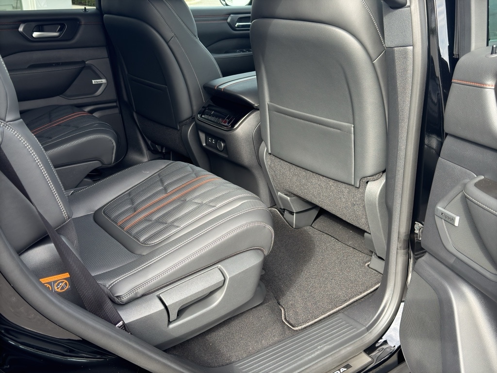 2026 Nissan Armada PRO-4X - Photo 24