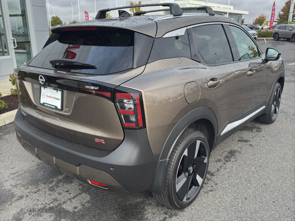 2026 Nissan KICKS SR - Photo 11