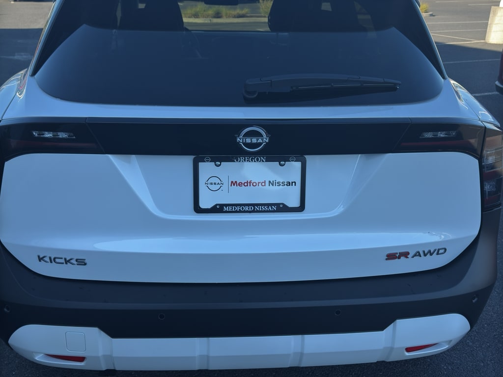 2026 Nissan KICKS SR AWD - Photo 8