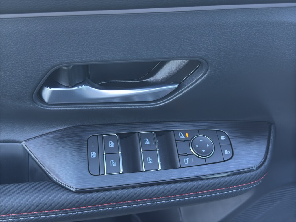 2026 Nissan KICKS SR AWD - Photo 9