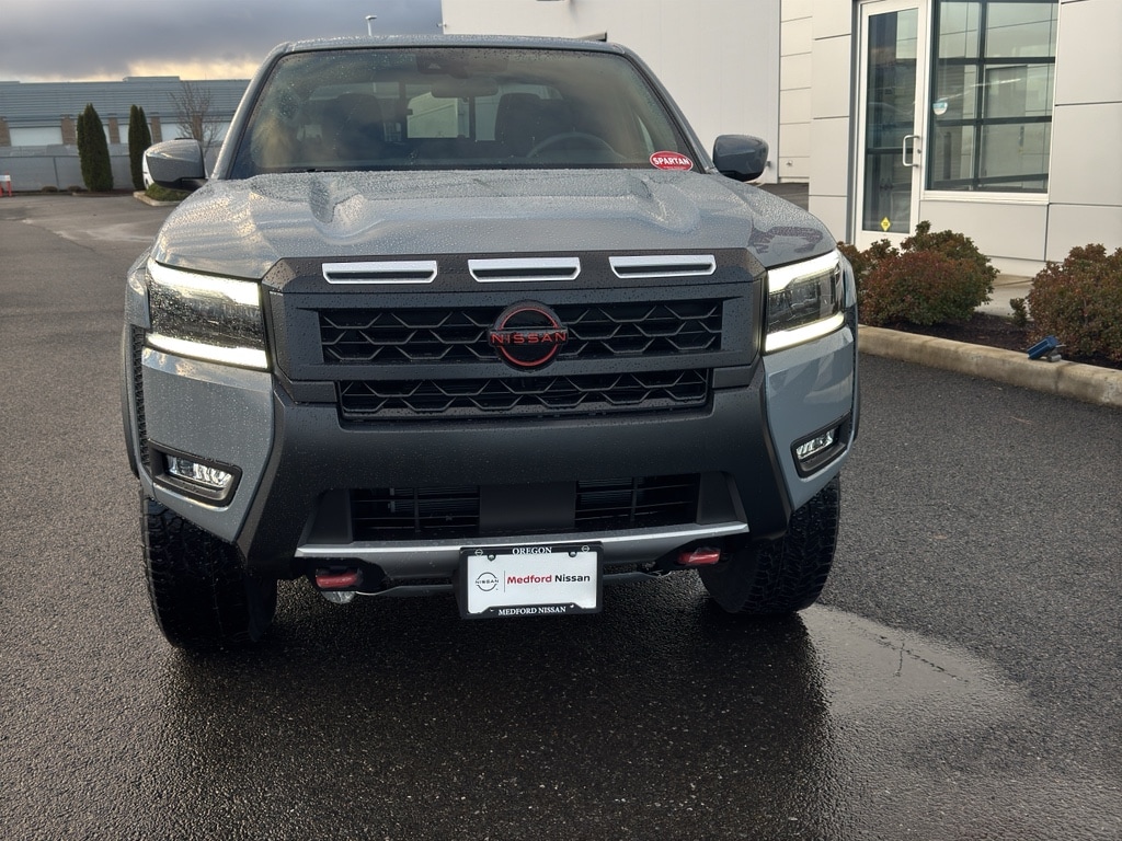 2026 Nissan Frontier PRO-4X photo 3