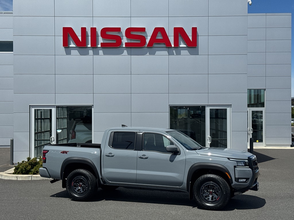 2026 Nissan Frontier PRO-4X Crew Cab 4X4's photo