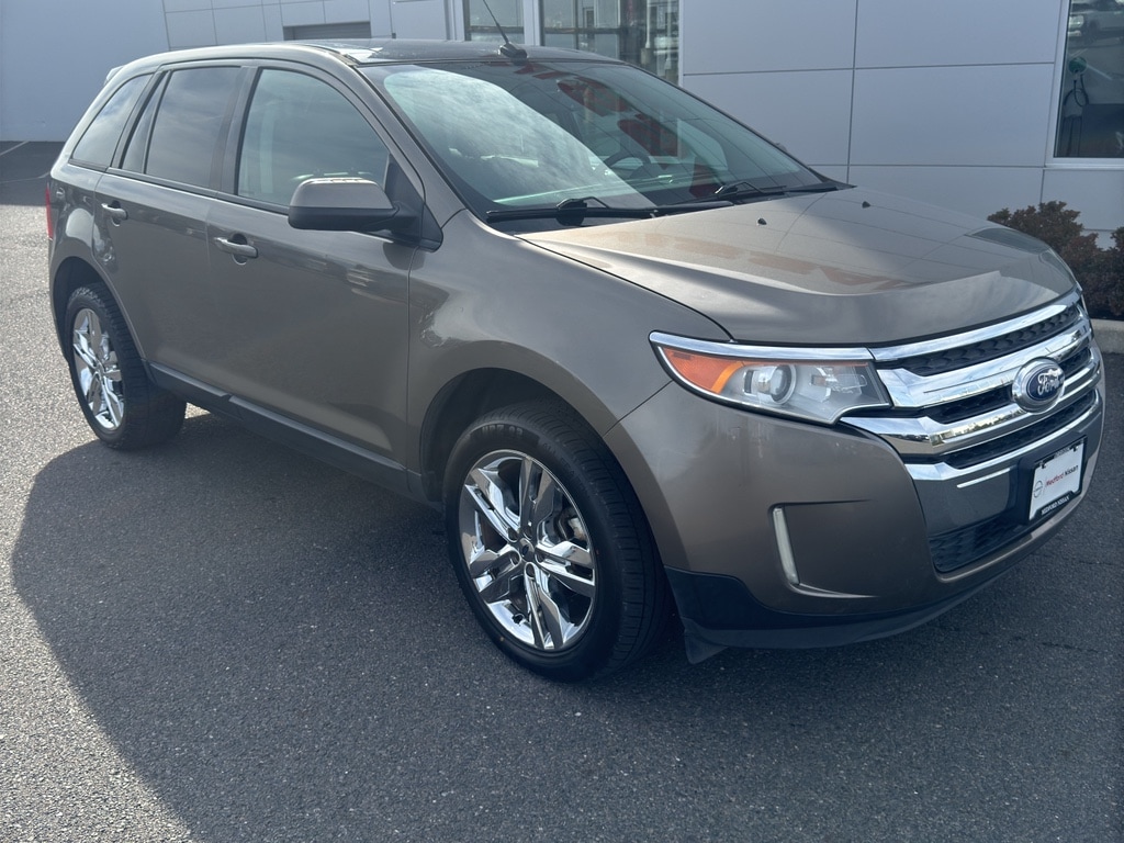 2013 Ford Edge SEL photo 2