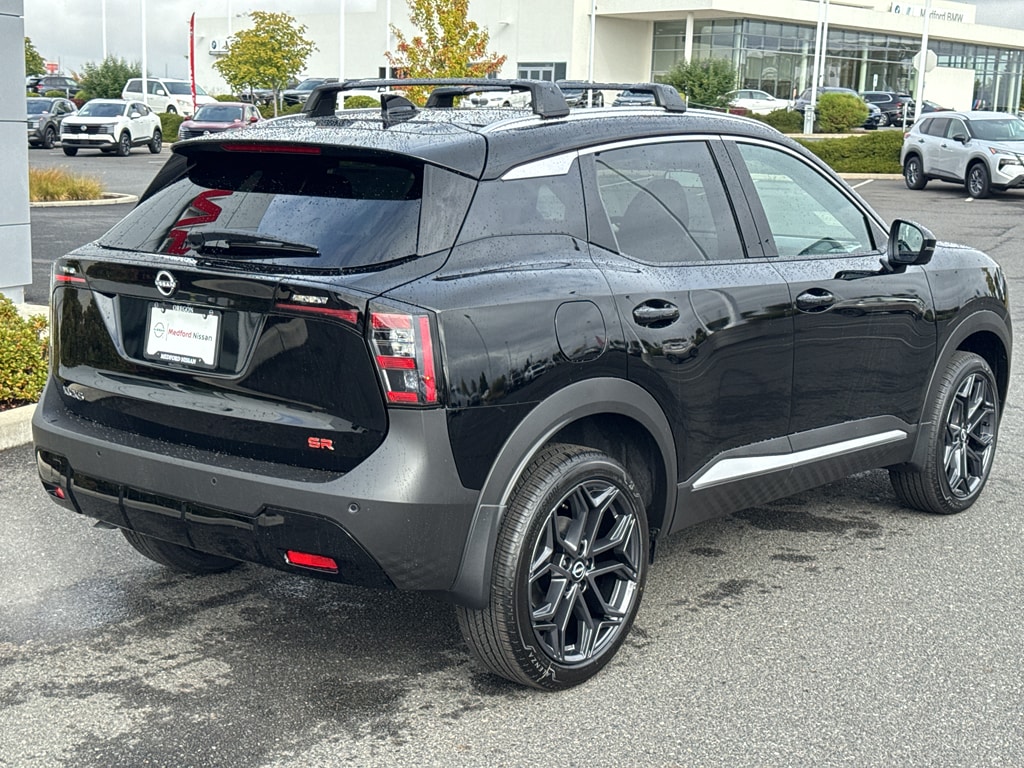 2026 Nissan KICKS SR - Photo 8