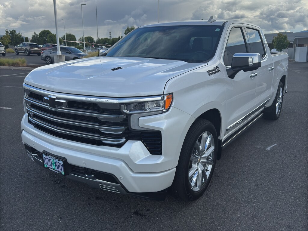 2024 Chevrolet Silverado High Country photo 4
