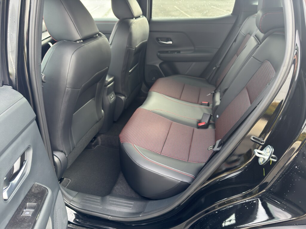 2026 Nissan KICKS SR - Photo 28