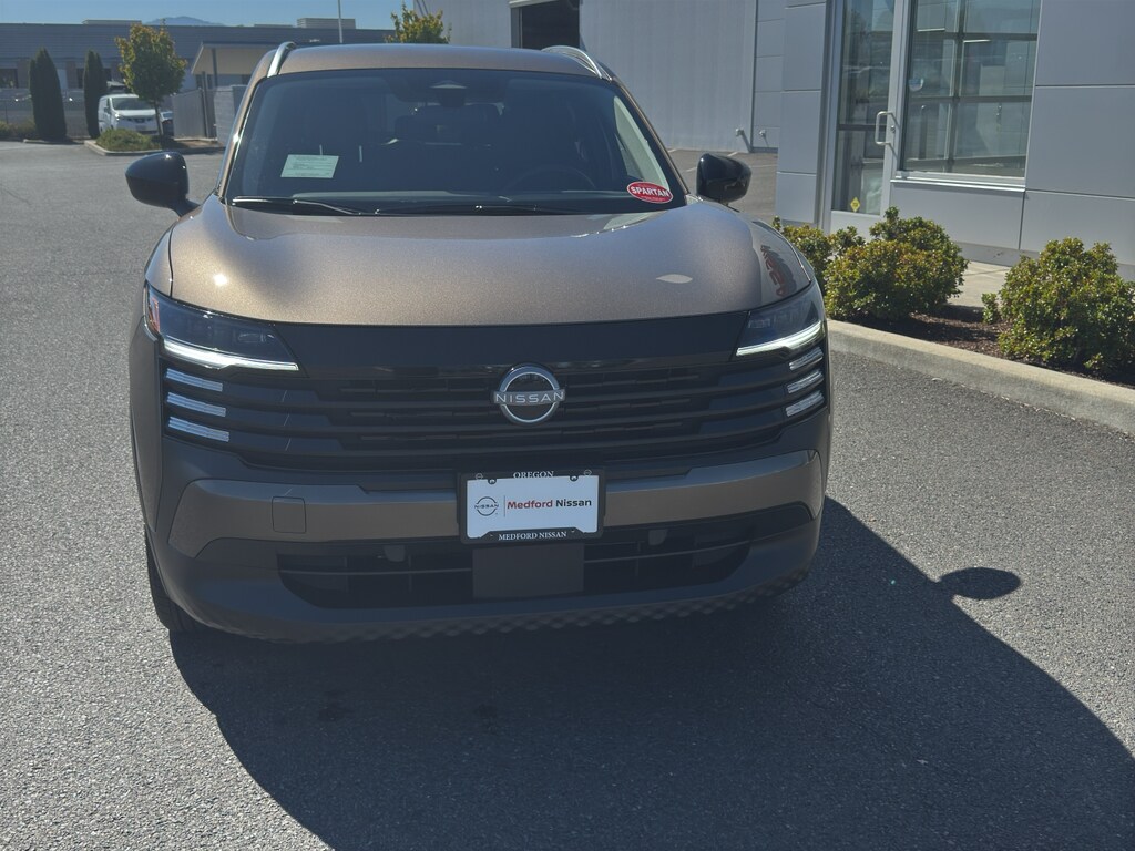 2026 Nissan Kicks SV photo 2
