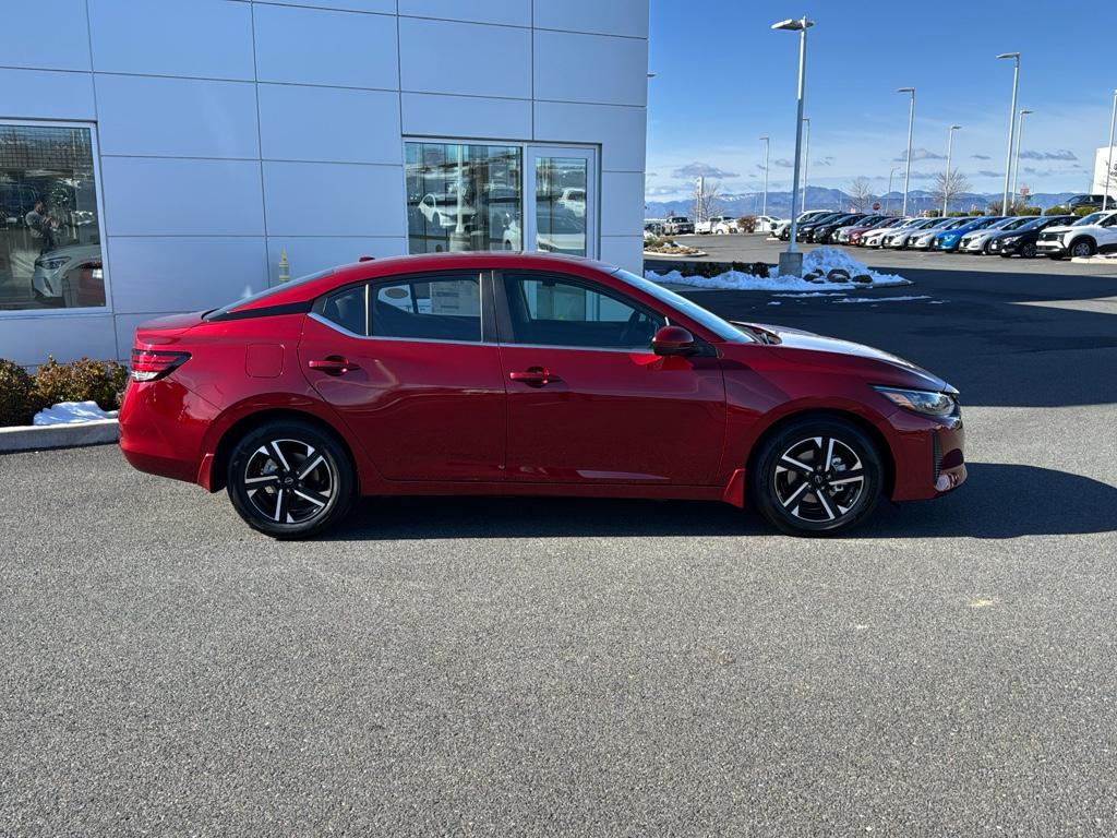2025 Nissan Sentra SV photo 3