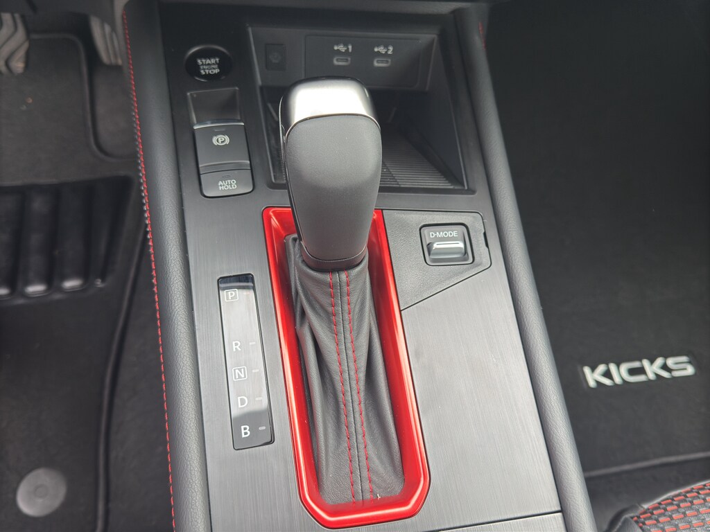 2026 Nissan KICKS SR AWD - Photo 18