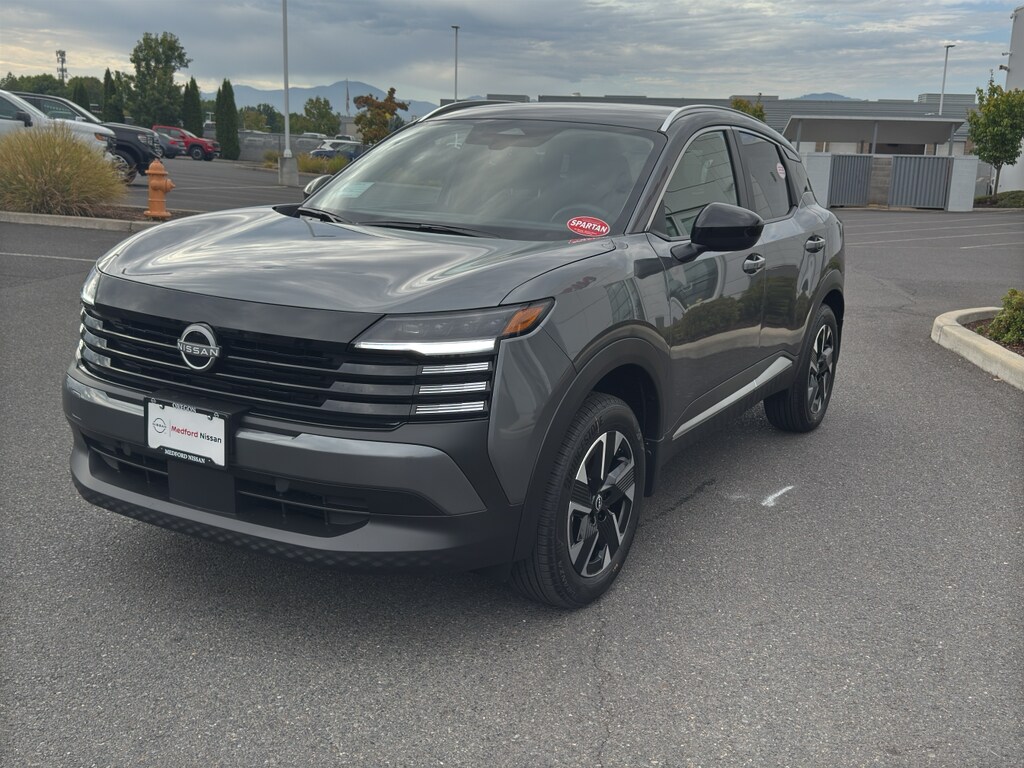2026 Nissan Kicks SV photo 3