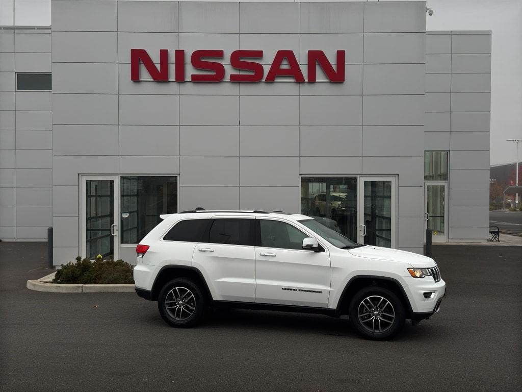 Used 2018 Jeep Grand Cherokee Limited SUV