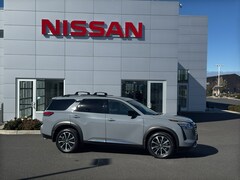 2026 Nissan Pathfinder Platinum Medford, OR