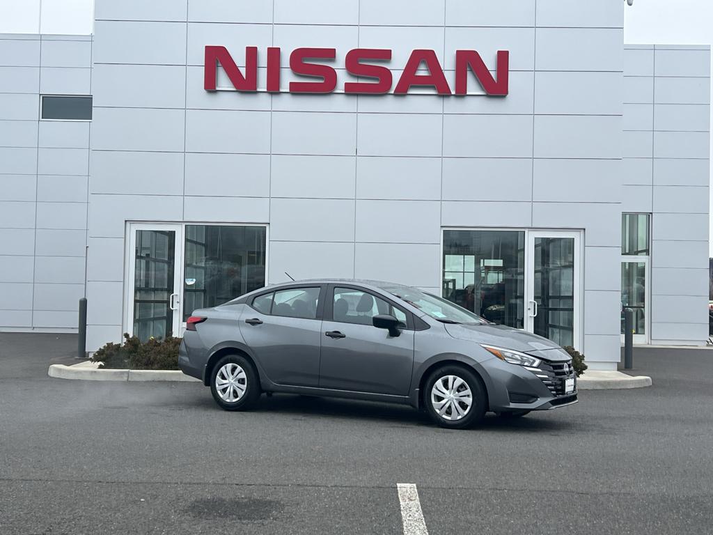 2025 Nissan Versa Sedan 