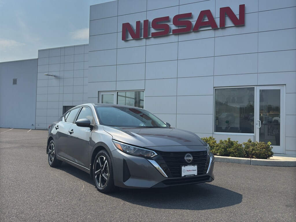 2024 Nissan Sentra SV photo 2