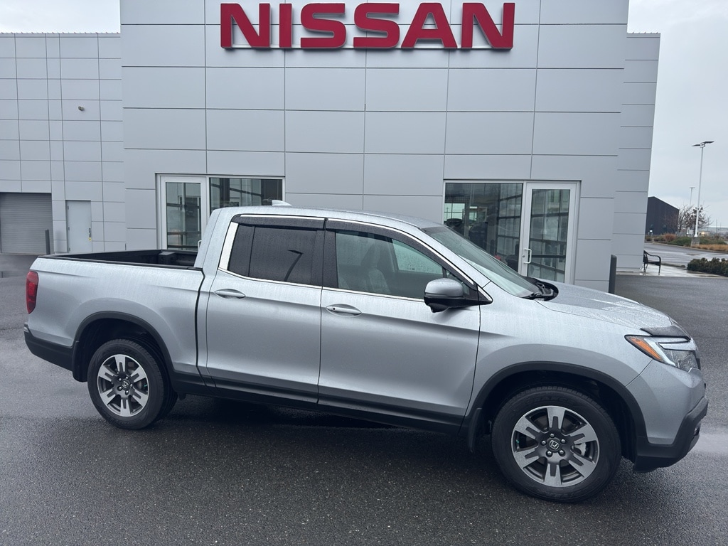 2017 Honda Ridgeline RTL-T's photo