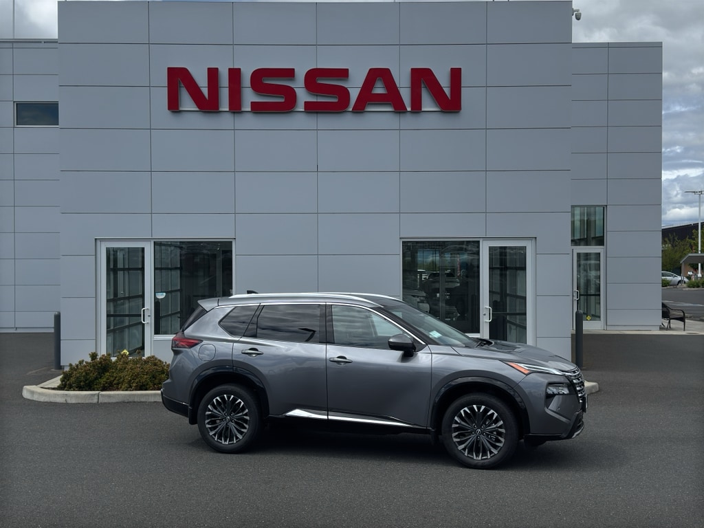 2026 Nissan Rogue Platinum AWD's photo