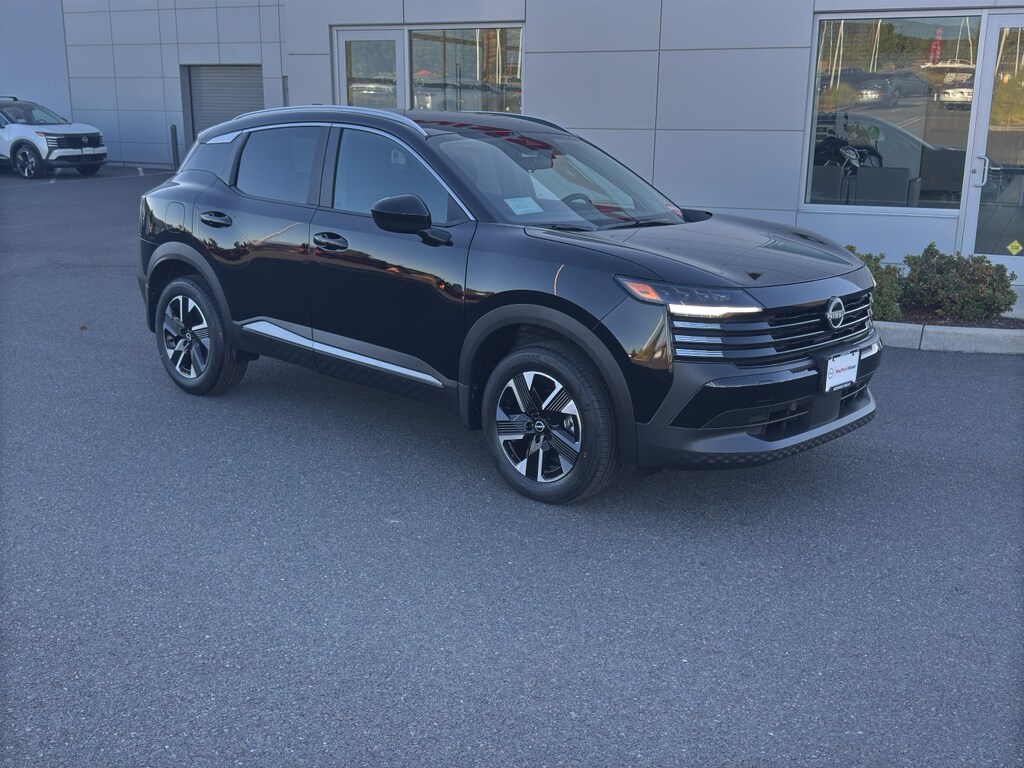 2026 Nissan Kicks SV photo 2