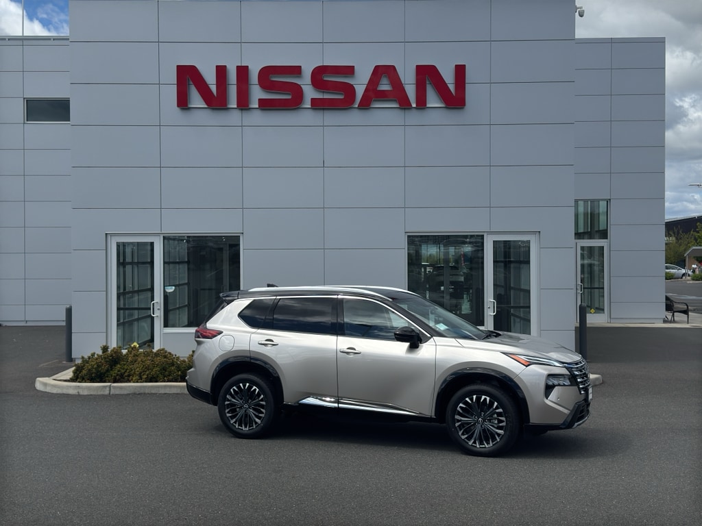 2026 Nissan Rogue Platinum AWD's photo