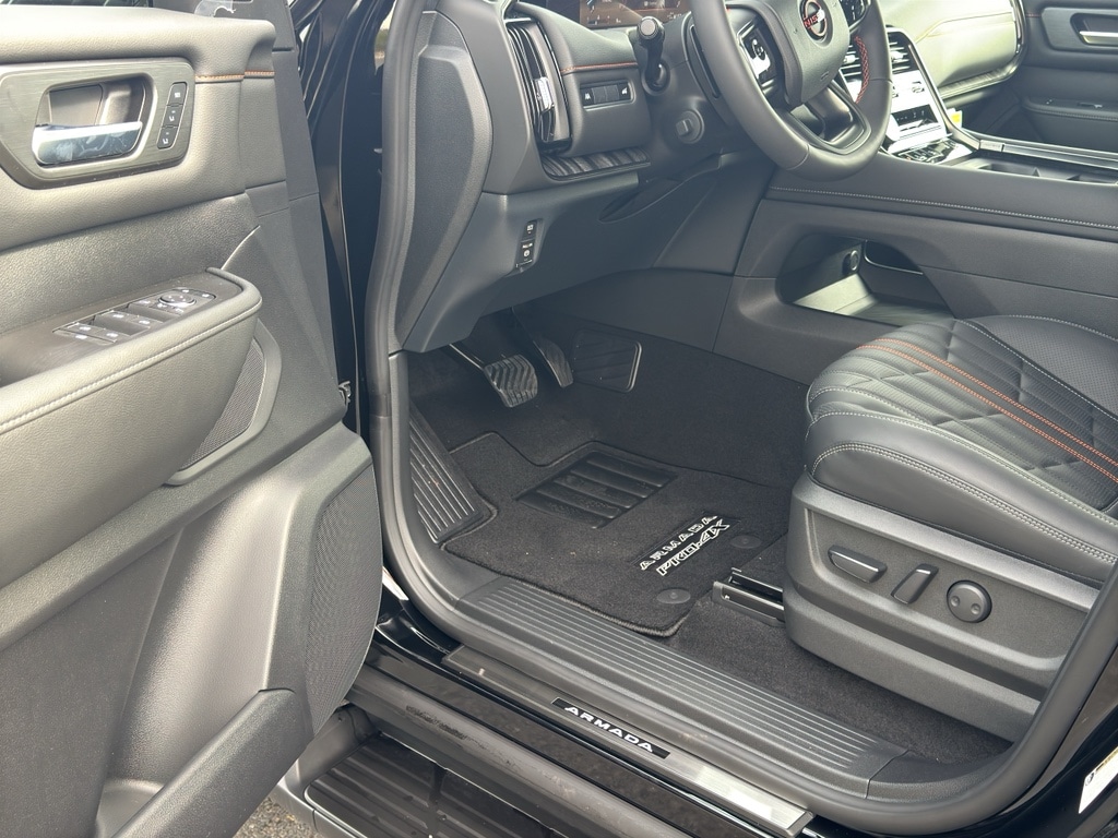 2026 Nissan Armada PRO-4X - Photo 11