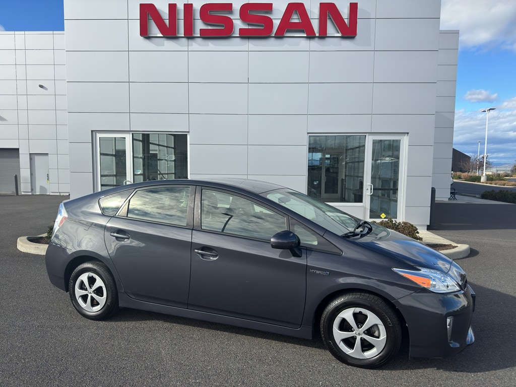 2015 Toyota Prius Two