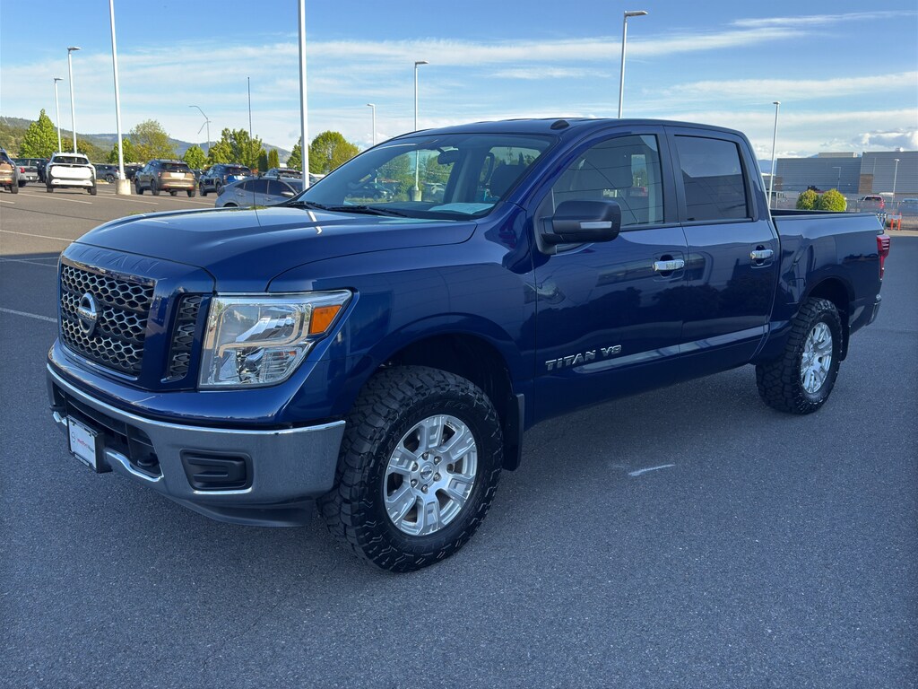 Used 2019 Nissan Titan SV Truck Crew Cab