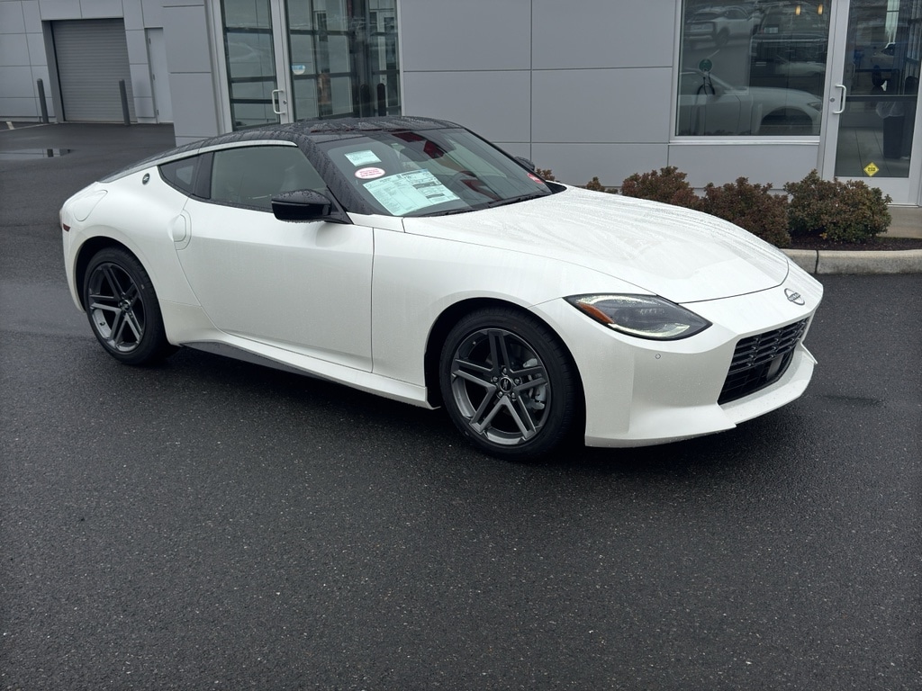 2026 Nissan Z Sport photo 2