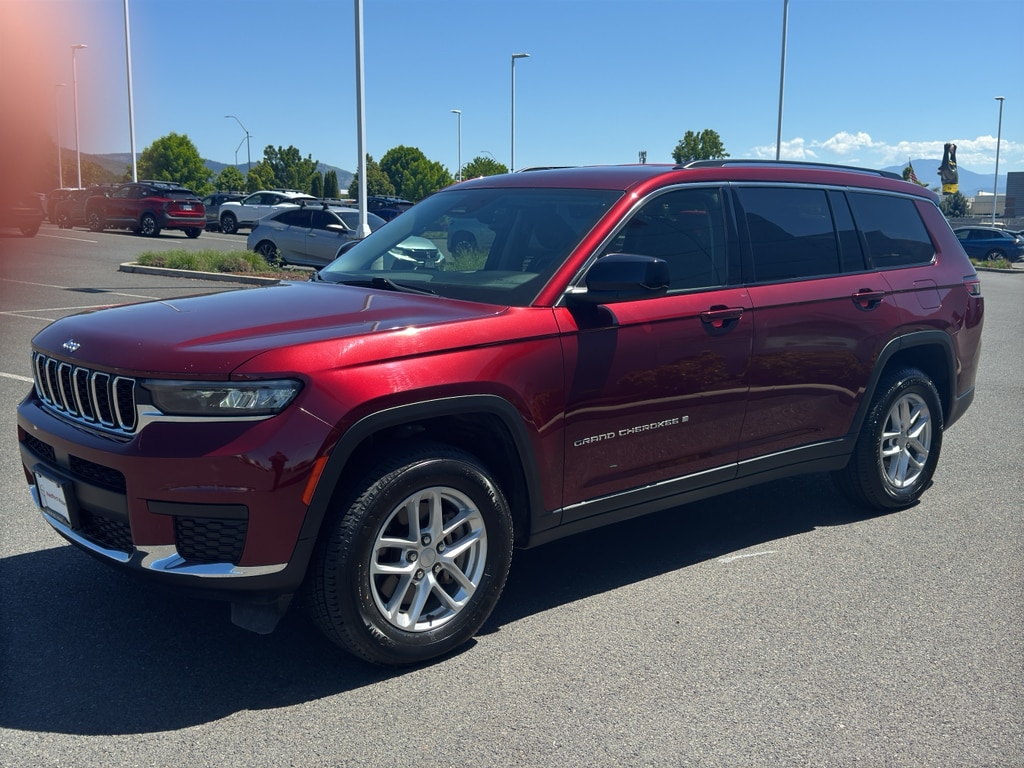 Used 2021 Jeep Grand Cherokee L Laredo SUV