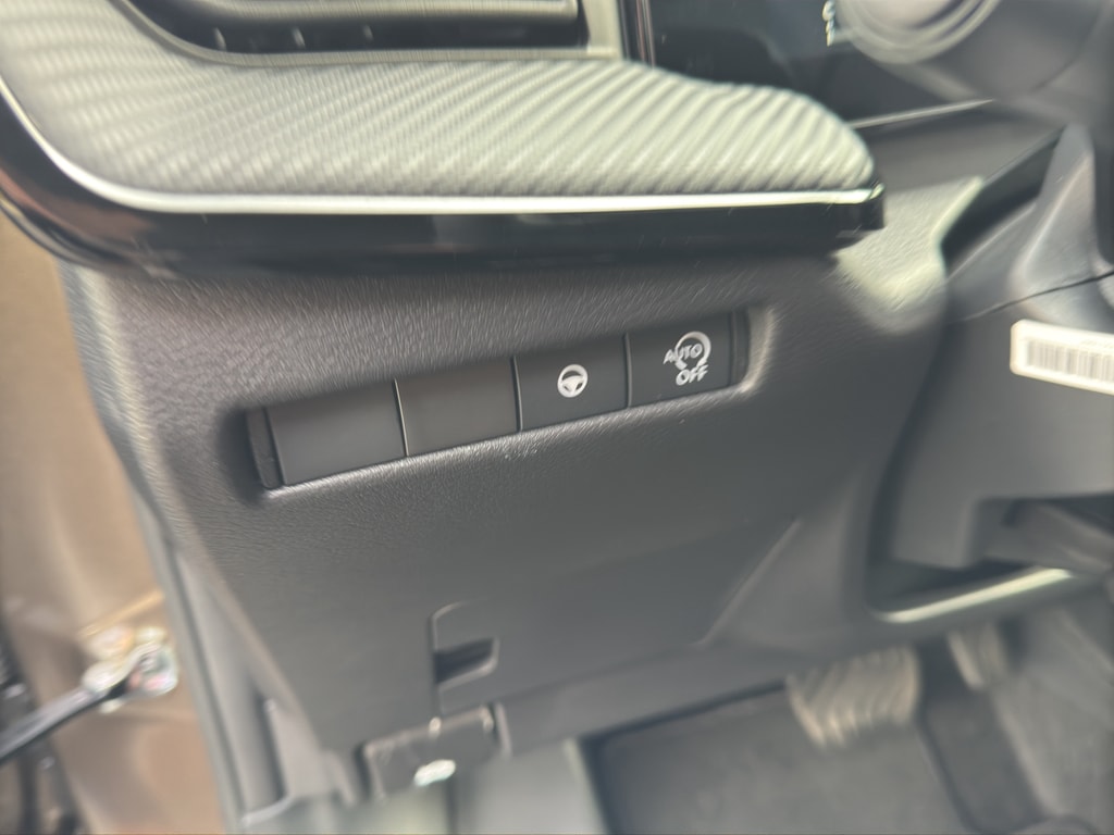 2026 Nissan KICKS SR - Photo 18