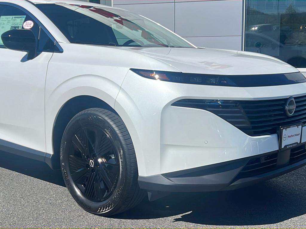 2025 Nissan Murano SV photo 2