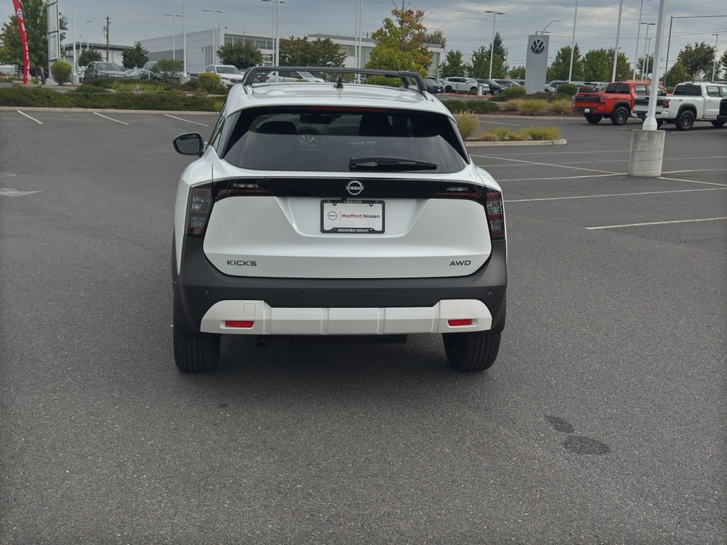 2026 Nissan KICKS SV AWD - Photo 7